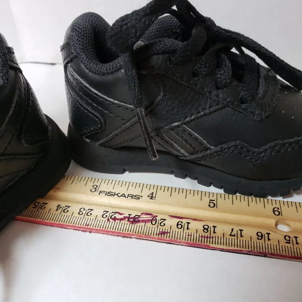 Reebok classic baby